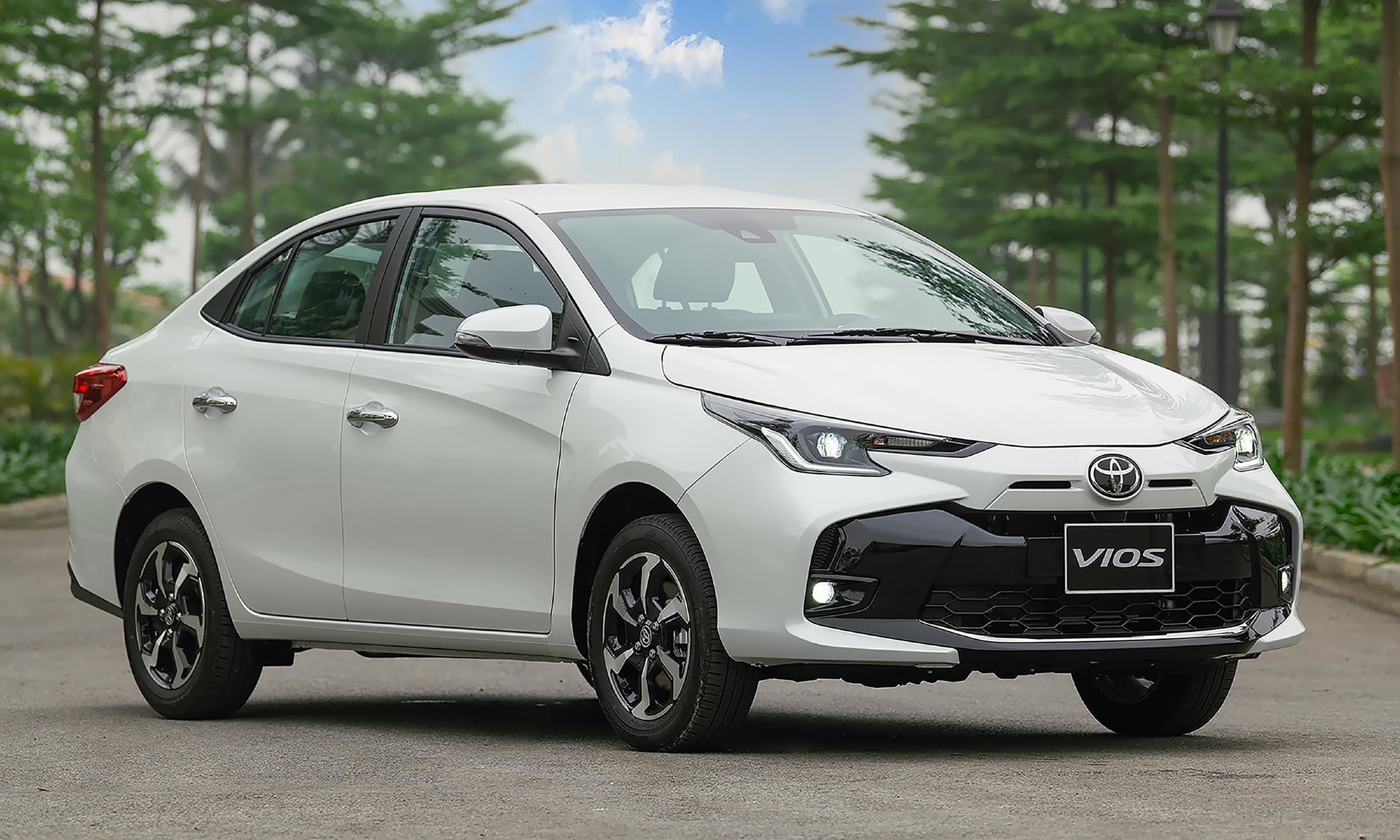 Cầm Ô Tô Vios