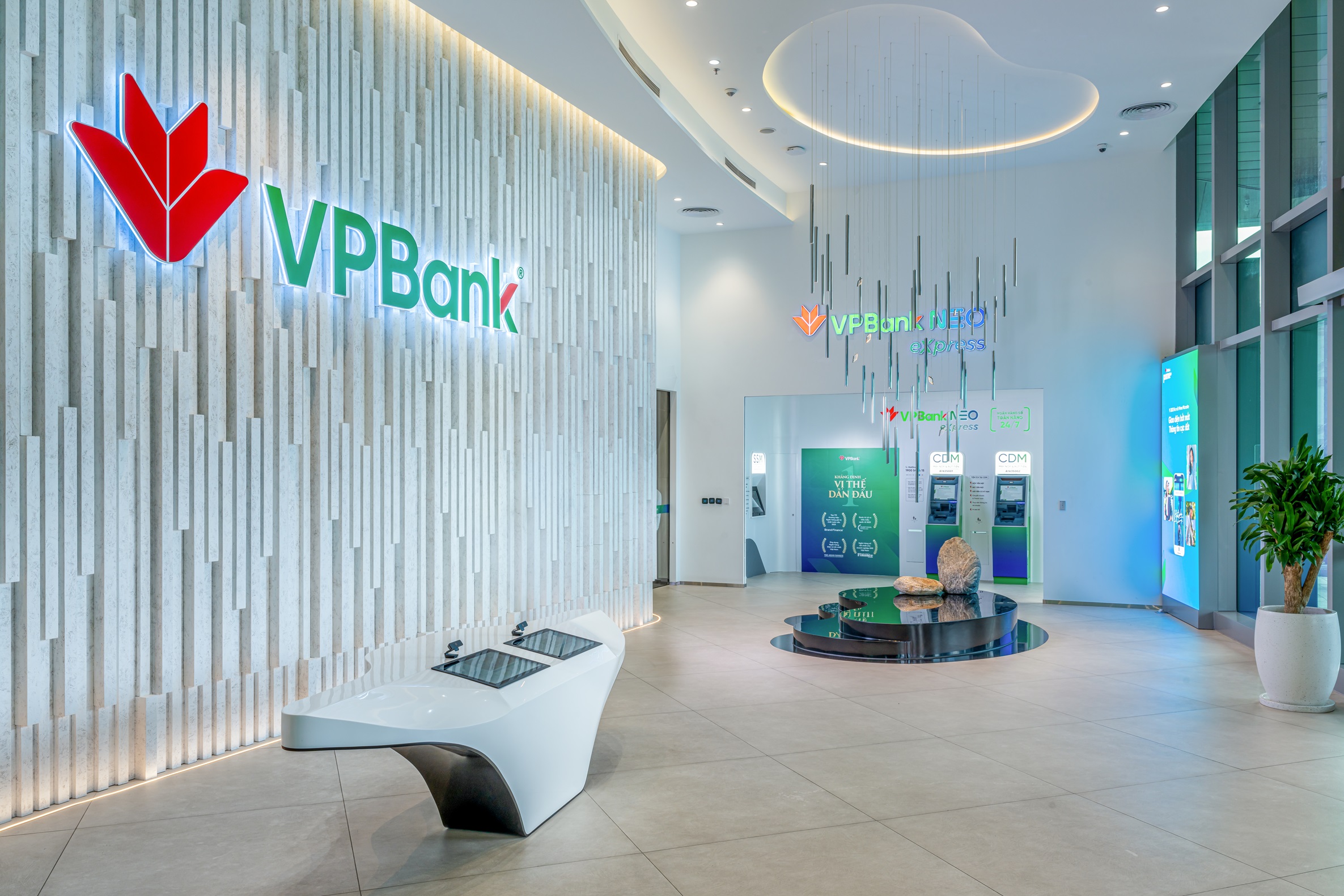 Lãi suất cầm ô tô tại ngân hàng VP Bank