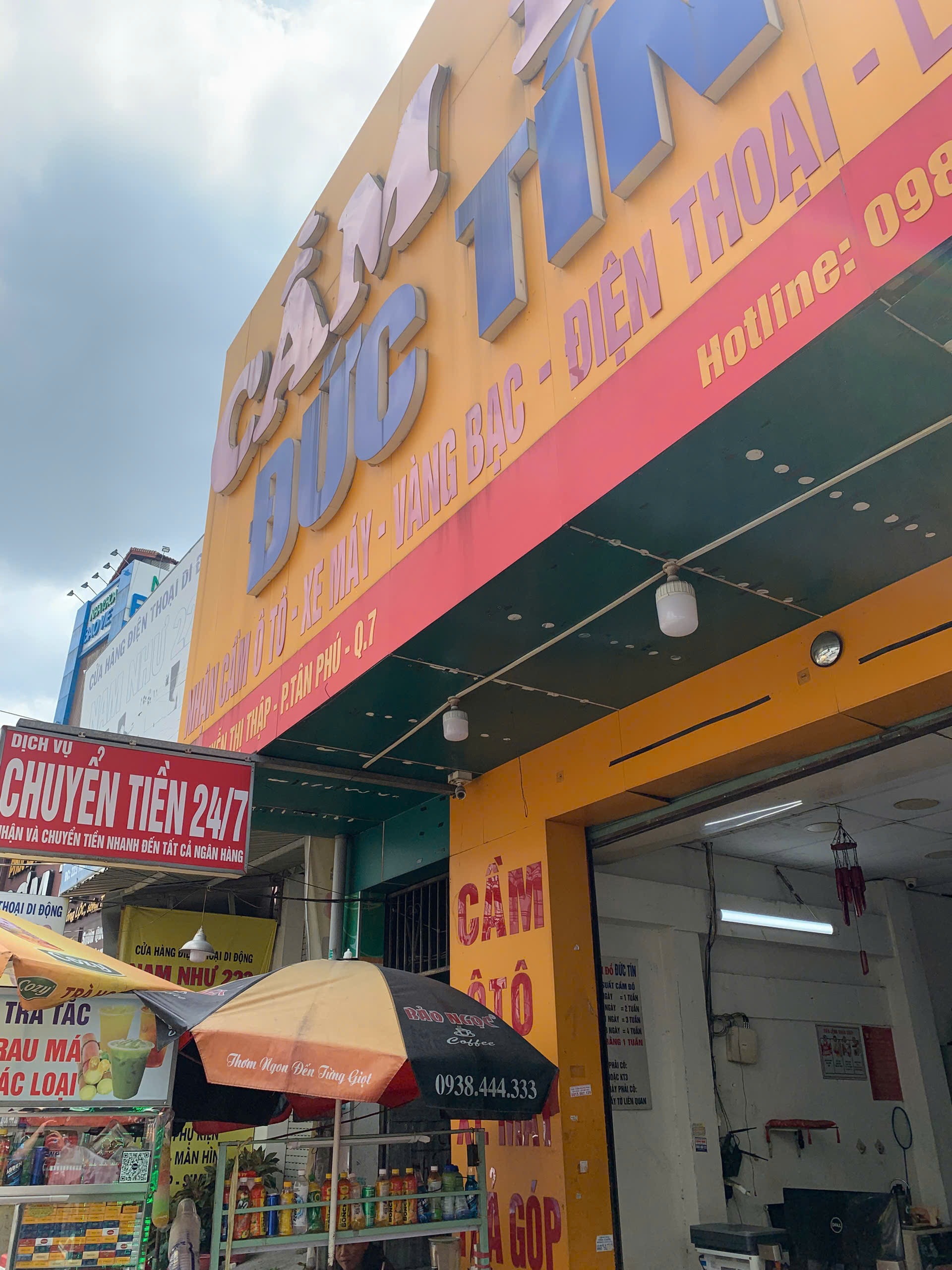 tiệm cầm đồ gần đây nhất
