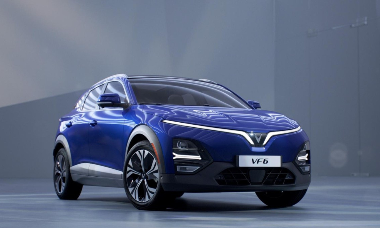 Cầm Xe Ô Tô Điện VF6